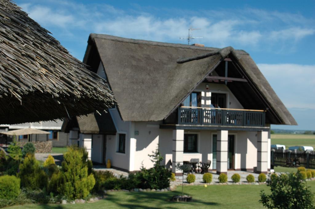 Pod Strzecha Hotel Darlowo Bagian luar foto