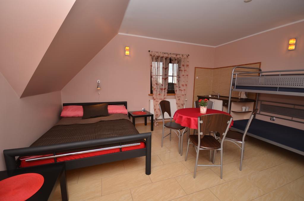 Pod Strzecha Hotel Darlowo Bagian luar foto